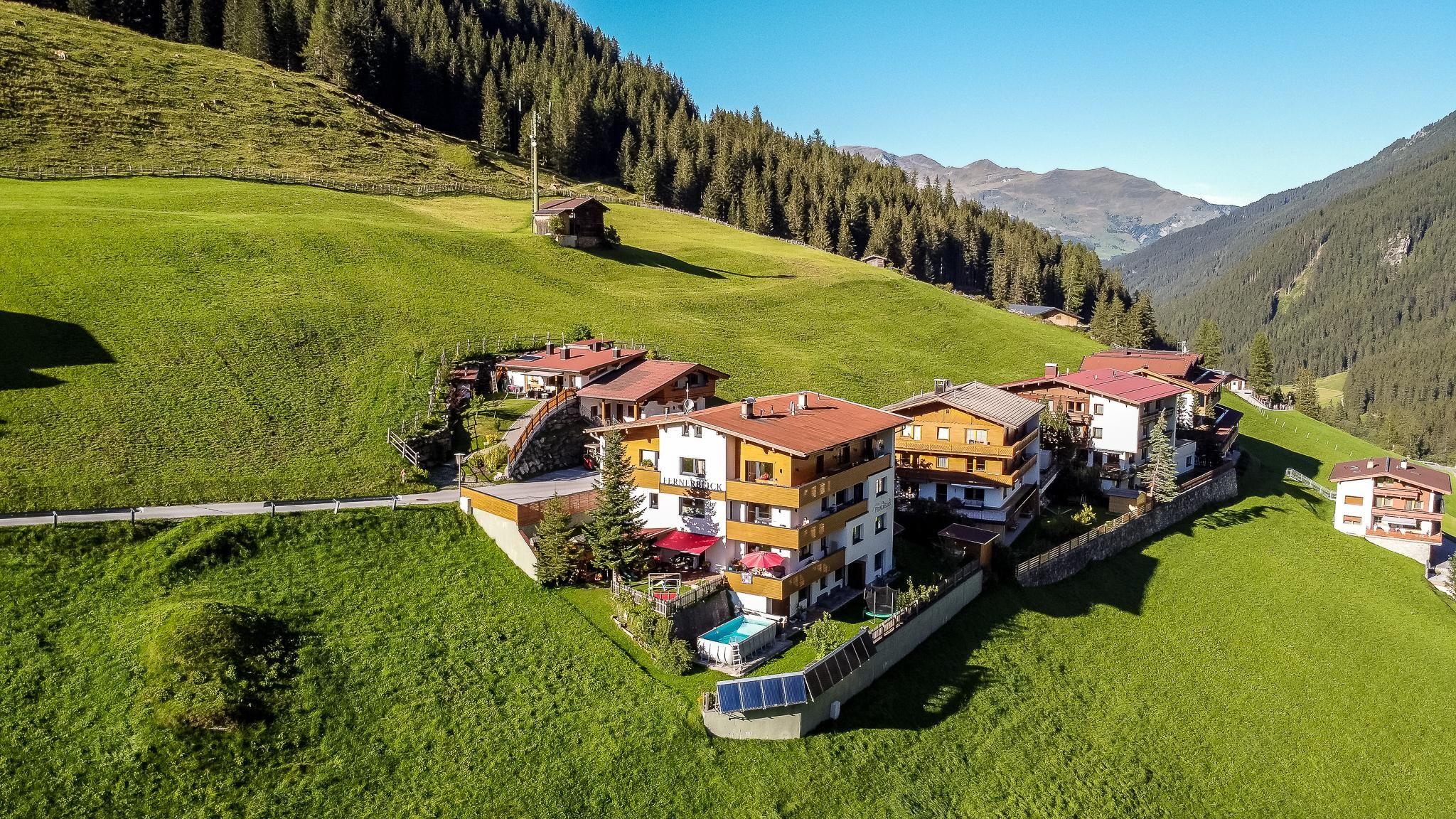 Fernerblick Apartments - Appartement Nr. 1, Bad, WC, 2 Schlafräume Garten