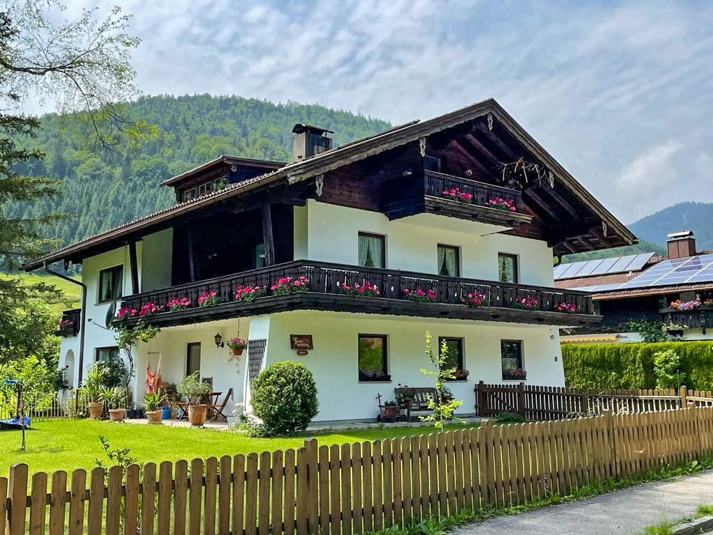Haus Hochhäusler - Ferienwohnung 1