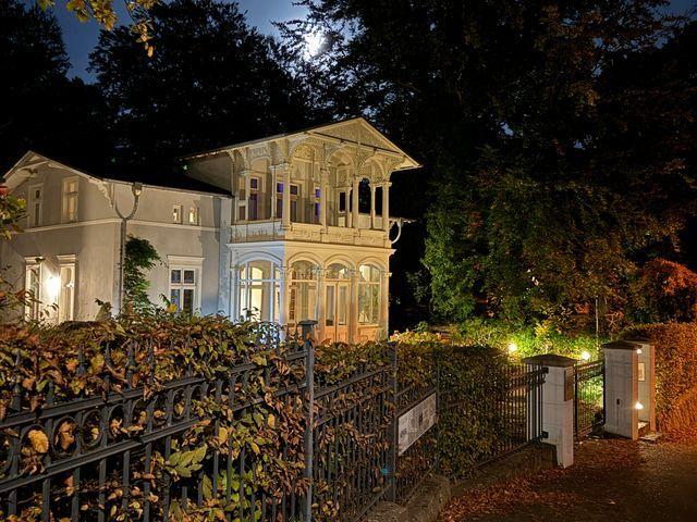 Villa Achterkerke im Mondschein