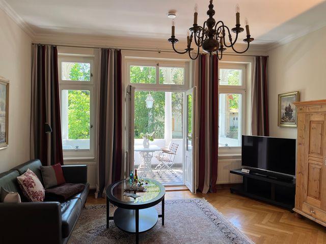 Wohnbereich mit Loggia
