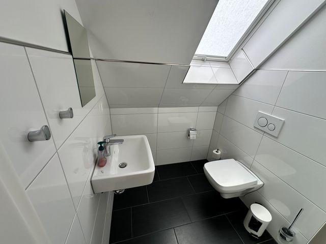 Separates WC im 1 OG