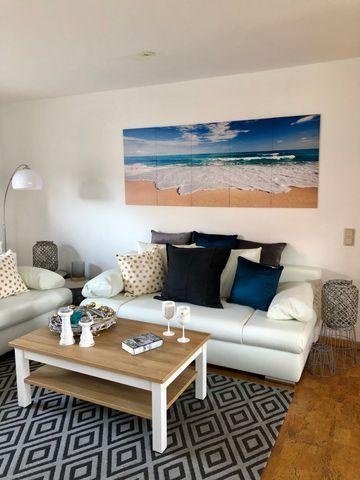 Wohnzimmer mit 2. Ausziehsofa