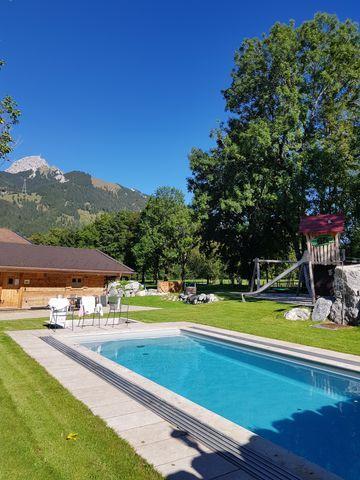 Klarerhof - Pool mit Gemeinschaftshütte