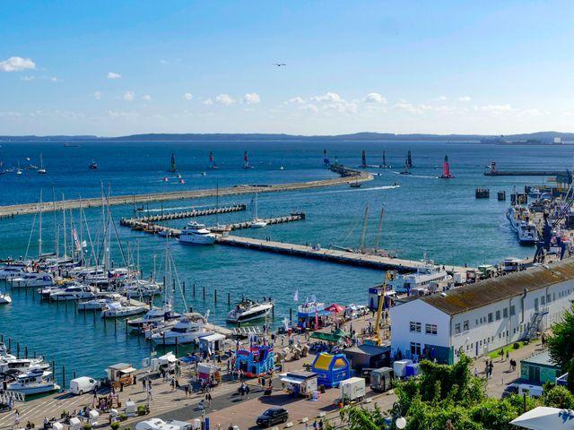 Herrlicher Ausblick auf Stadthafen und Ostsee
