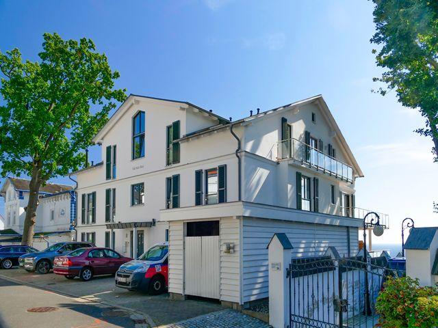 Parkplatz vor dem Haus