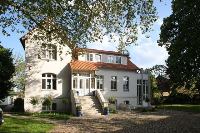 Villa frontal