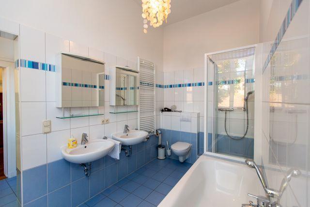 Badezimmer komplett