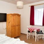 Schlafzimmer mit Doppelbett