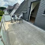 Balkon mit Blick auf den See