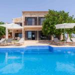 Luxus Villa mit Pool