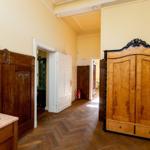 Eingangsbereich mit Garderobenschrank