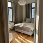 Schlafzimmer mit Doppelbett