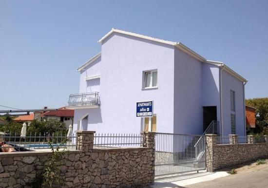 Image 10