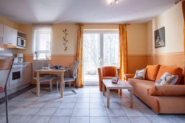 Ferienhaus Am Boddenufer - Ferienwohnung Habichtssicht