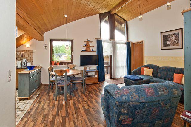 Ferienwohnung Promenadenweg Nesselwang (14-8) - Typ 2 - 2 Zi, 50qm, 3 P, WLAN, kein HT (Promw. 12+14)