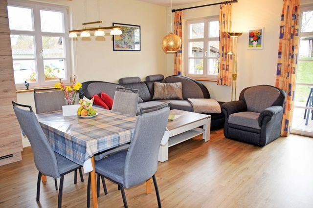 Ferienwohnung unterm Reetdach Haus Sonnenwinkel