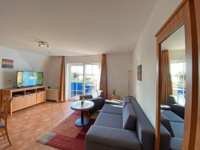 A: Ferienwohnung 11 Am Selliner See - Haus 2 Fewo 11 Am Selliner See mit Balkon