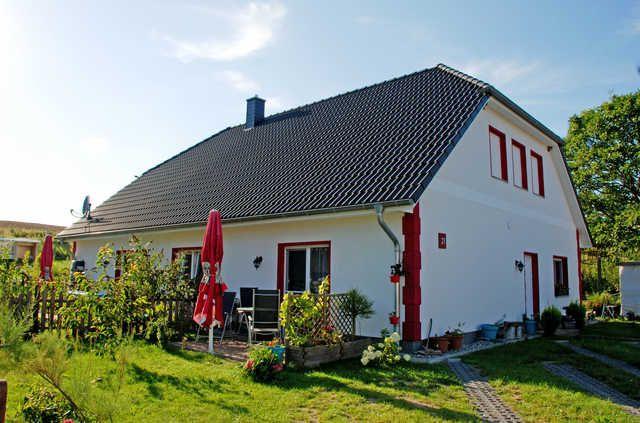 Ferienwohnung mit Terrasse - Ferienwohnungt mit Terrasse am Feld Behnke-Fischer